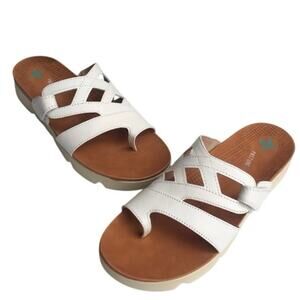 BareTraps posture support sandals